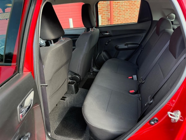 Used Suzuki Swift 2018 for sale - 75508050: Photo 7