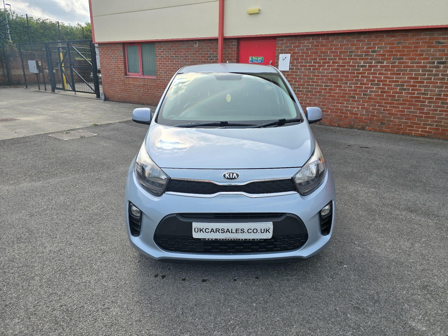 Used Kia Picanto 2019 for sale - 76987694: Photo 2