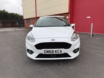 Used Ford Fiesta 2019 for sale - 76032487: Photo