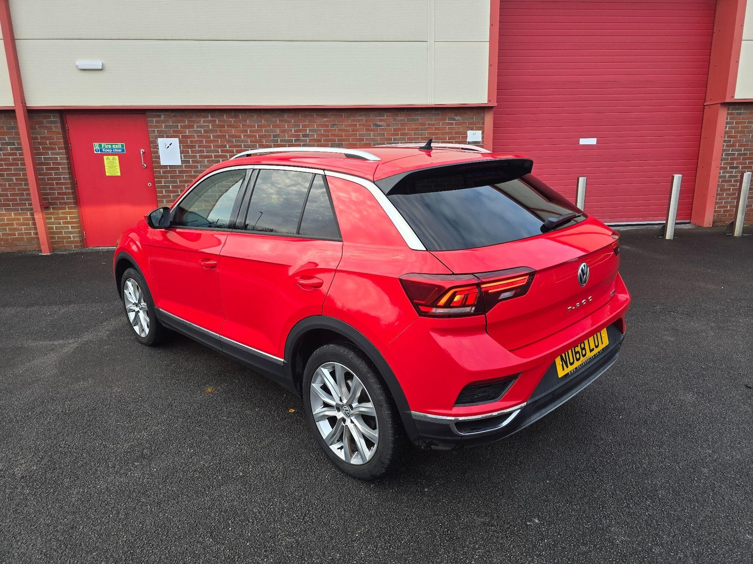 Used Volkswagen T-Roc 2018 for sale - 76727284: Photo 13