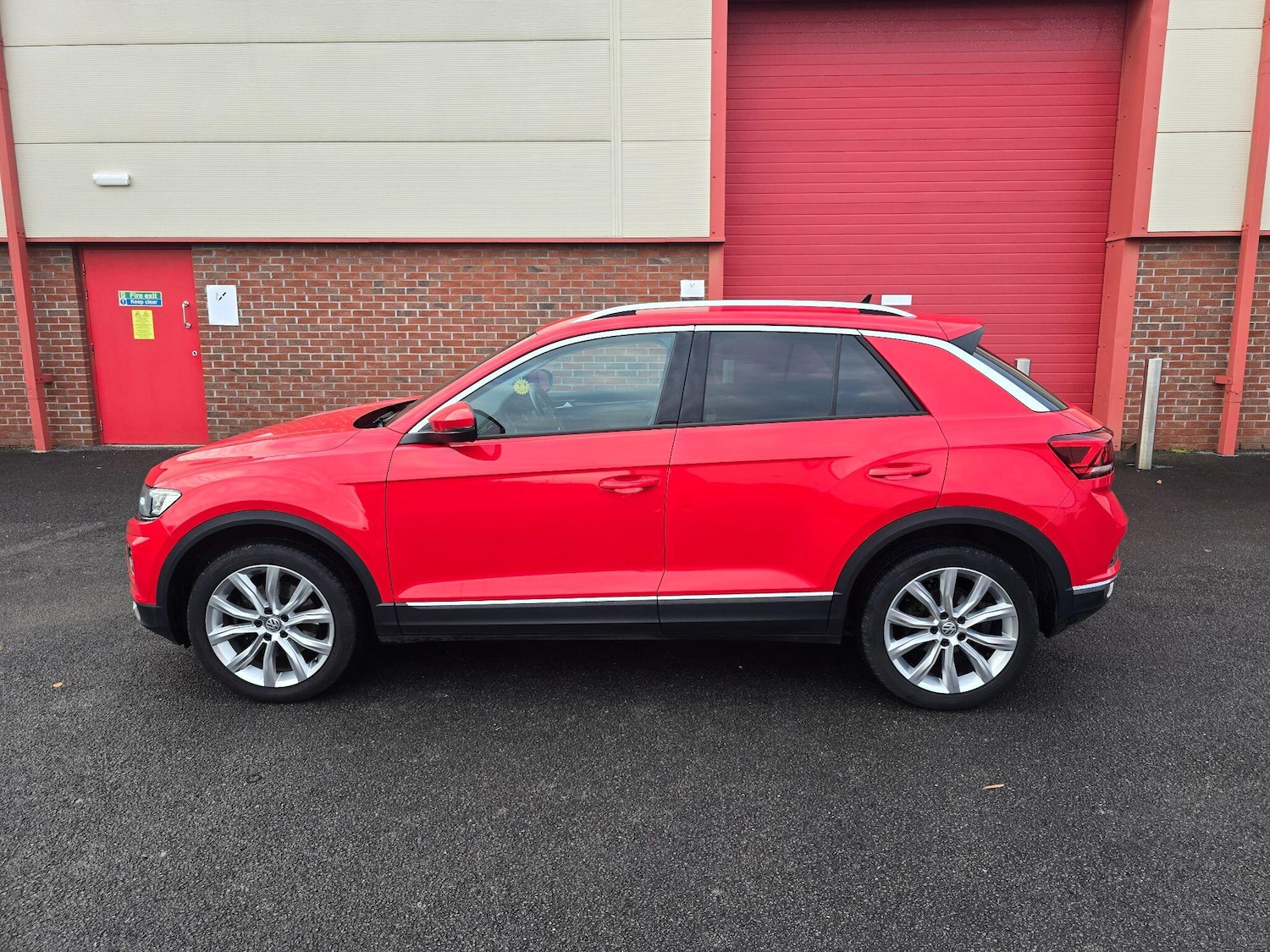 Used Volkswagen T-Roc 2018 for sale - 76727284: Photo 14