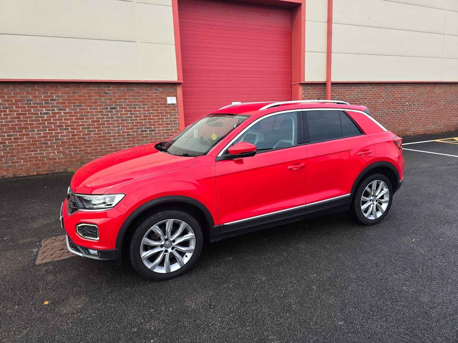 Used Volkswagen T-Roc 2018 for sale - 76727284: Photo 16