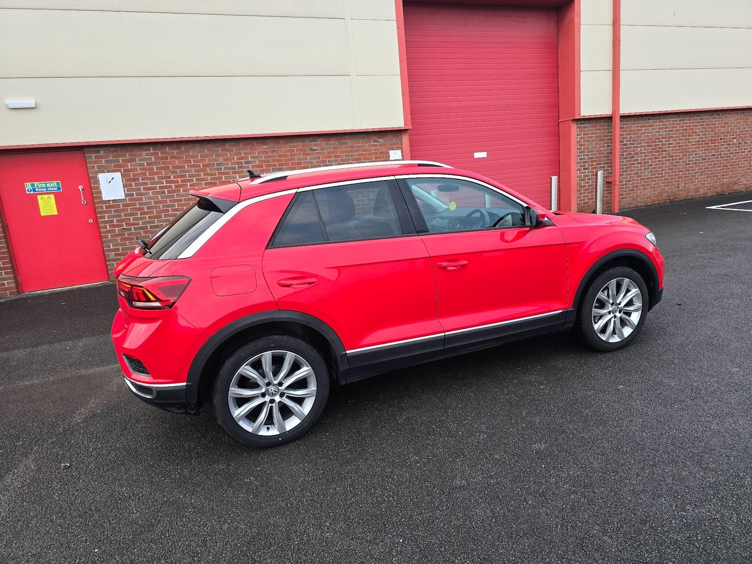 Used Volkswagen T-Roc 2018 for sale - 76727284: Photo 17
