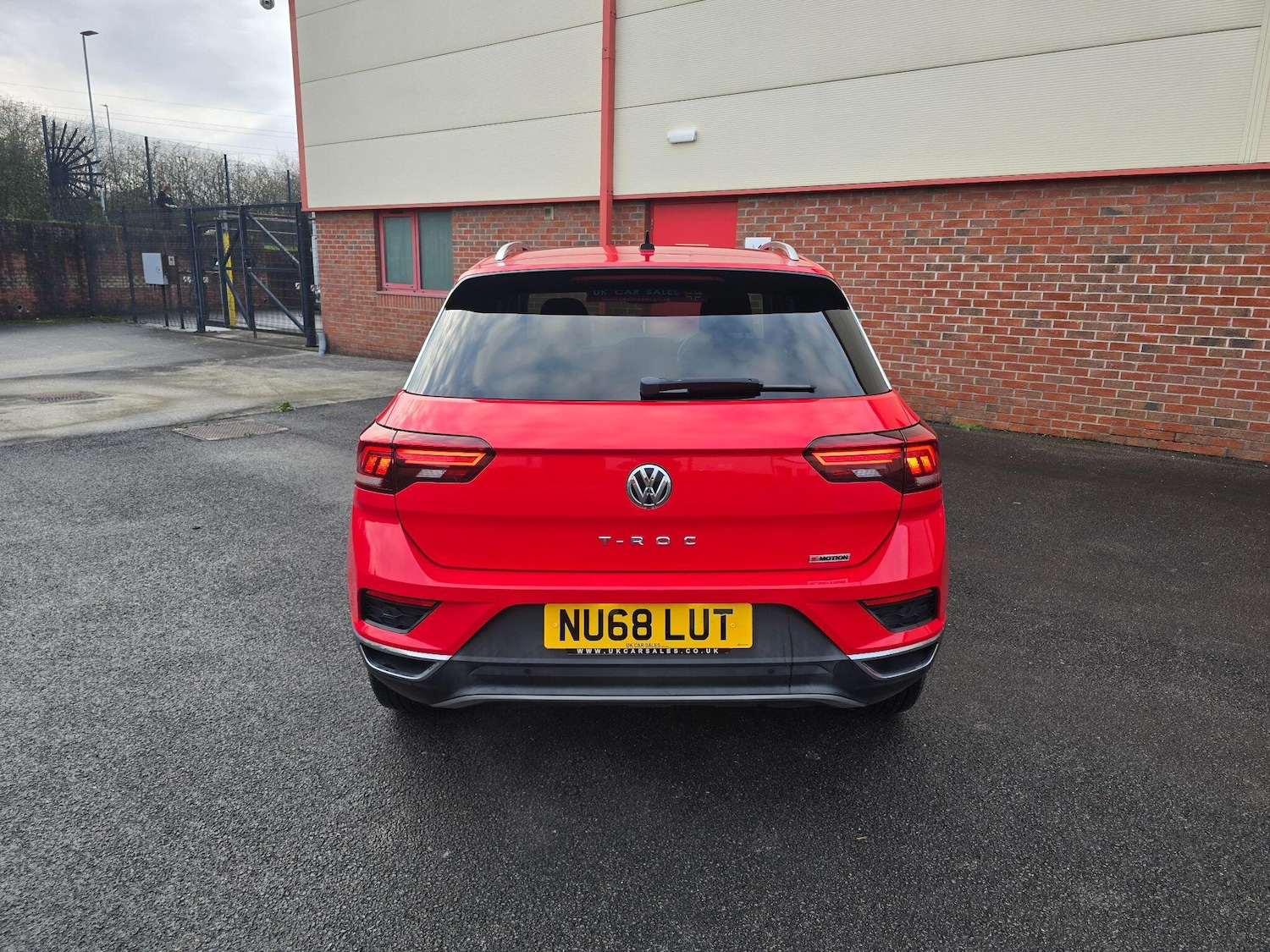 Used Volkswagen T-Roc 2018 for sale - 76727284: Photo 18