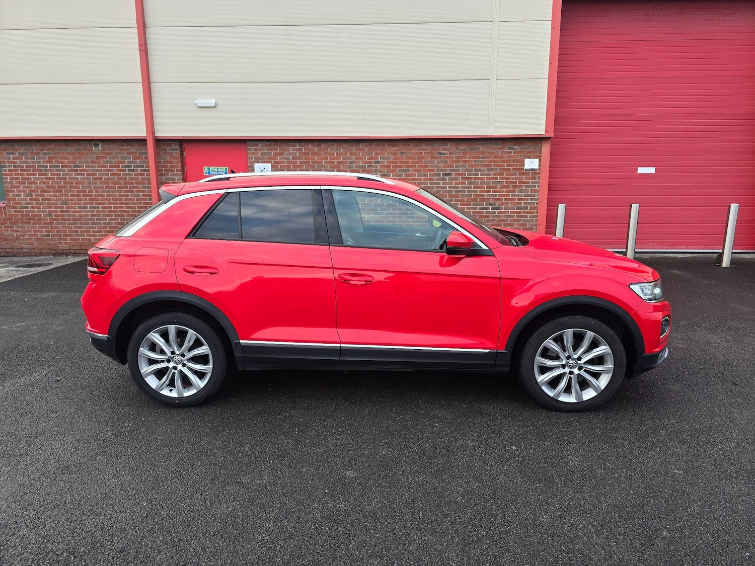 Used Volkswagen T-Roc 2018 for sale - 76727284: Photo 19