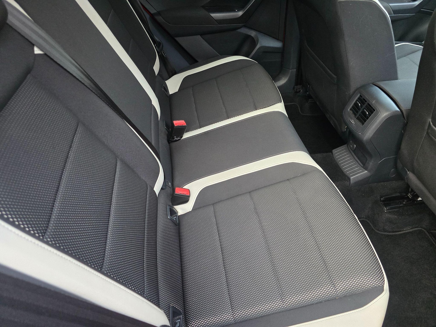 Used Volkswagen T-Roc 2018 for sale - 76727284: Photo 21