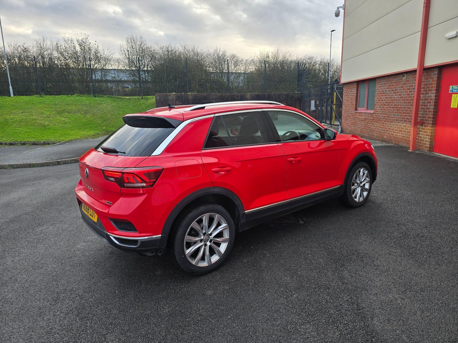 Used Volkswagen T-Roc 2018 for sale - 76727284: Photo 9