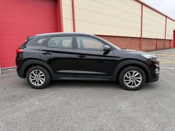 Used Hyundai TUCSON 2017 for sale - 76295087: Photo 2