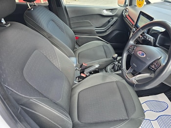 Used Ford Fiesta 2020 for sale - 76060119: Photo 3