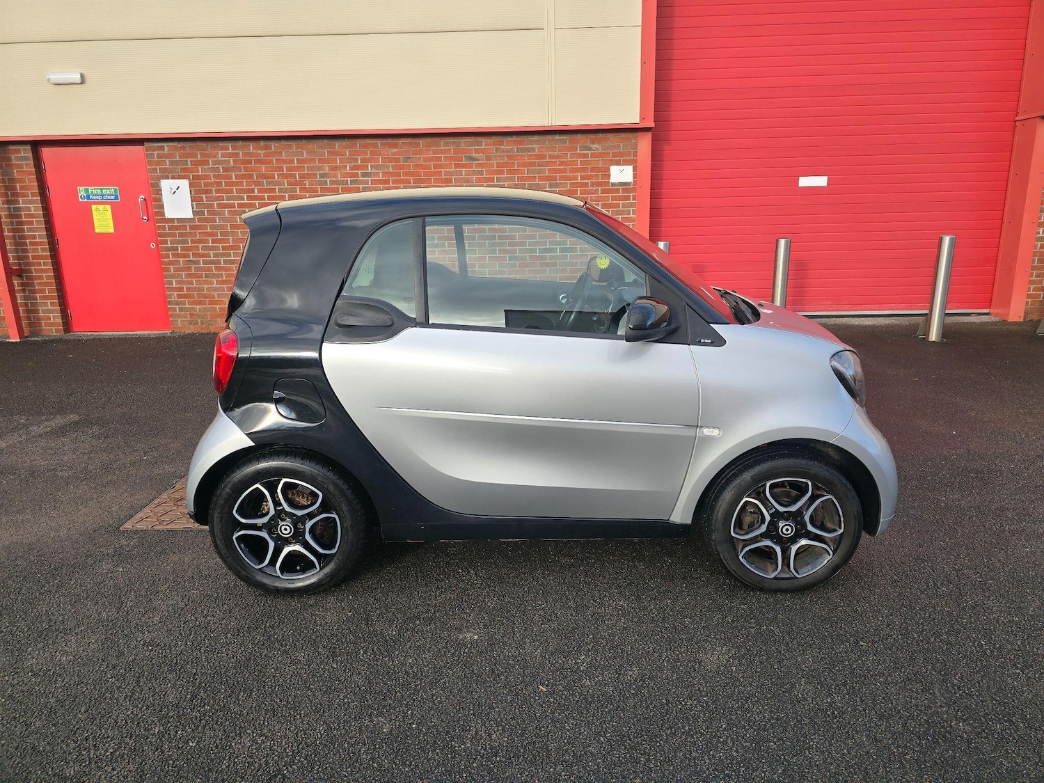 Used smart fortwo 2016 for sale - 76689108: Photo 16