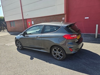 Used Ford Fiesta 2018 for sale - 79155101: Photo