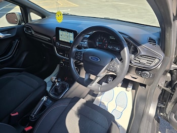Used Ford Fiesta 2018 for sale - 79155101: Photo