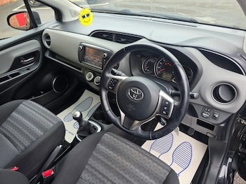 Used Toyota Yaris 2016 for sale - 78839886: Photo