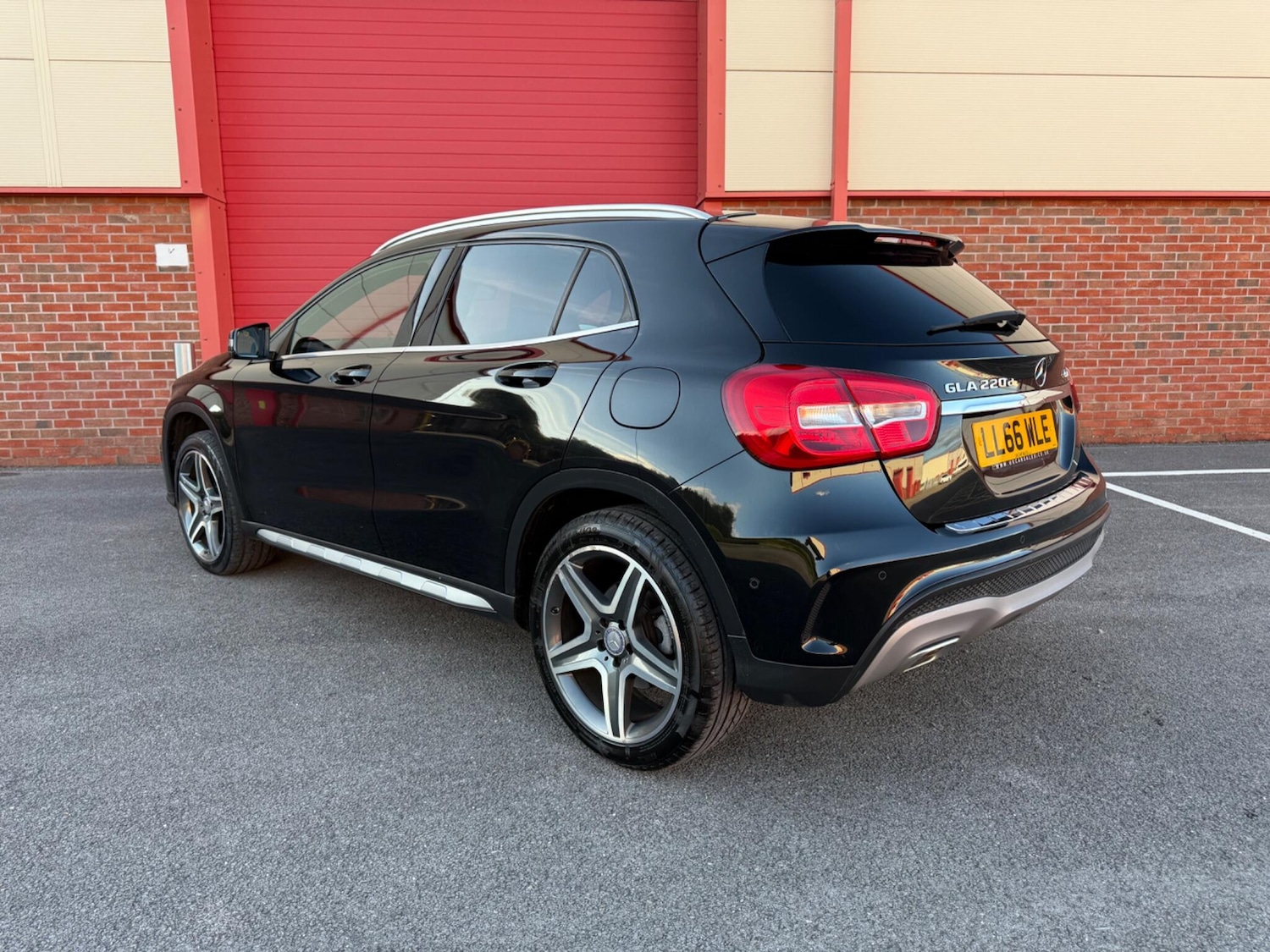 Used Mercedes-Benz GLA 2016 for sale - 76041679: Photo 3