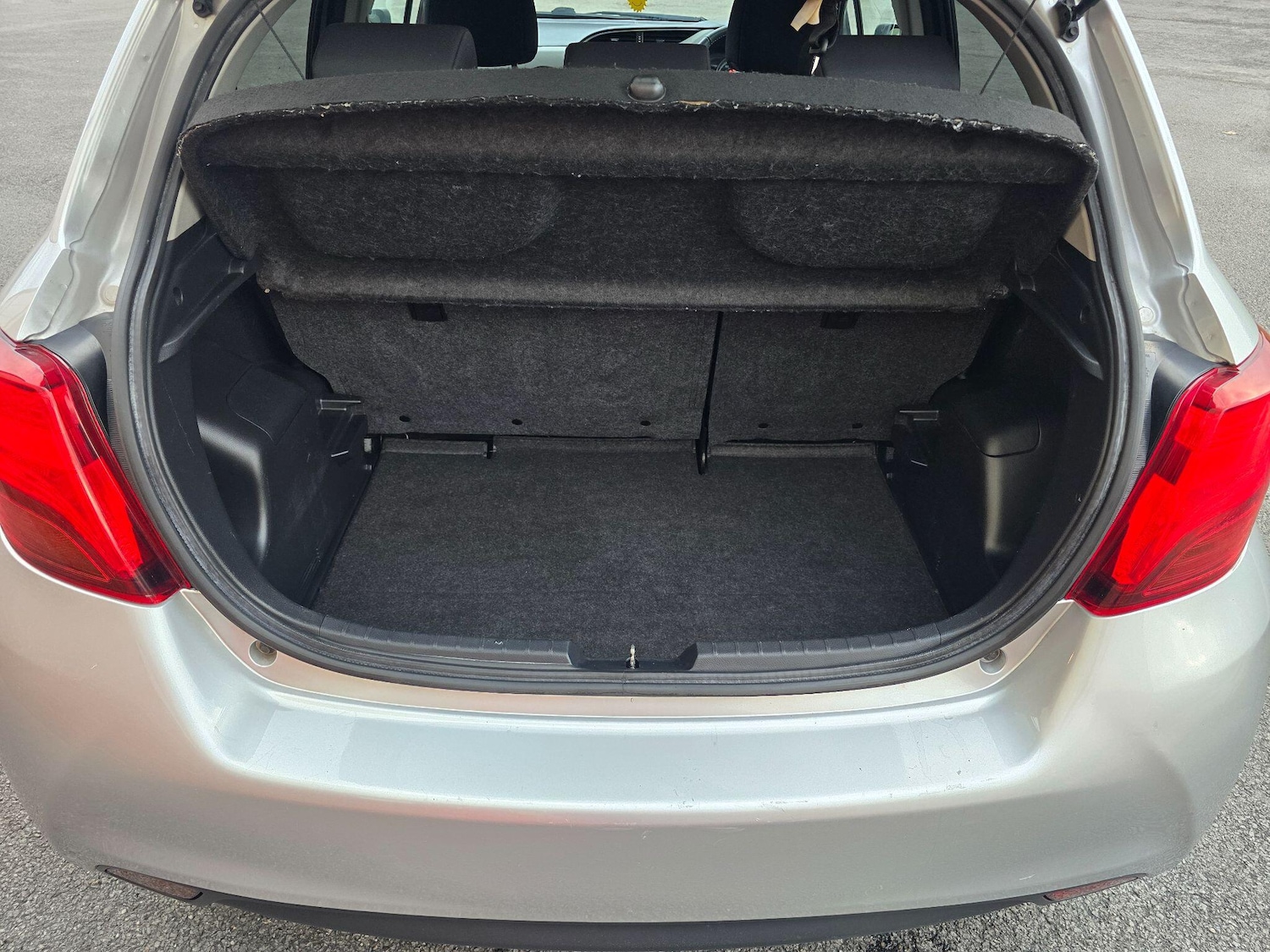 Used Toyota Yaris 2016 for sale - 76865733: Photo 19