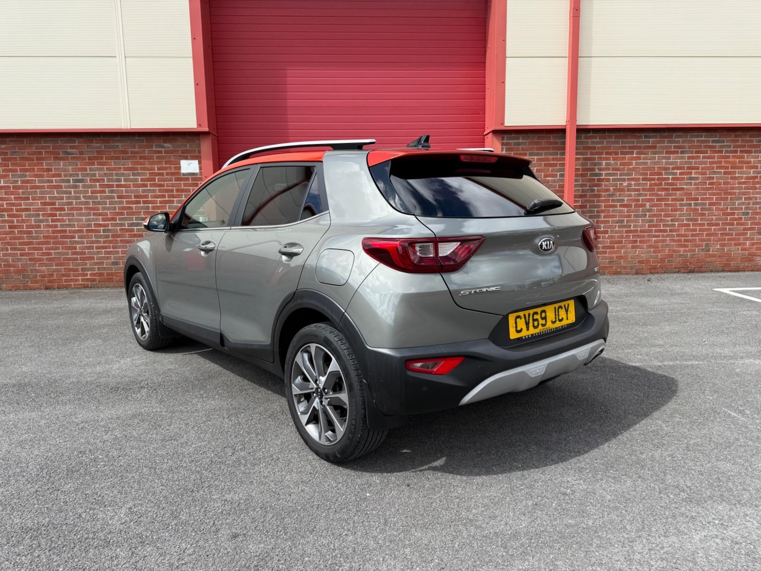 Used Kia Stonic 2019 for sale - 76990559: Photo 3