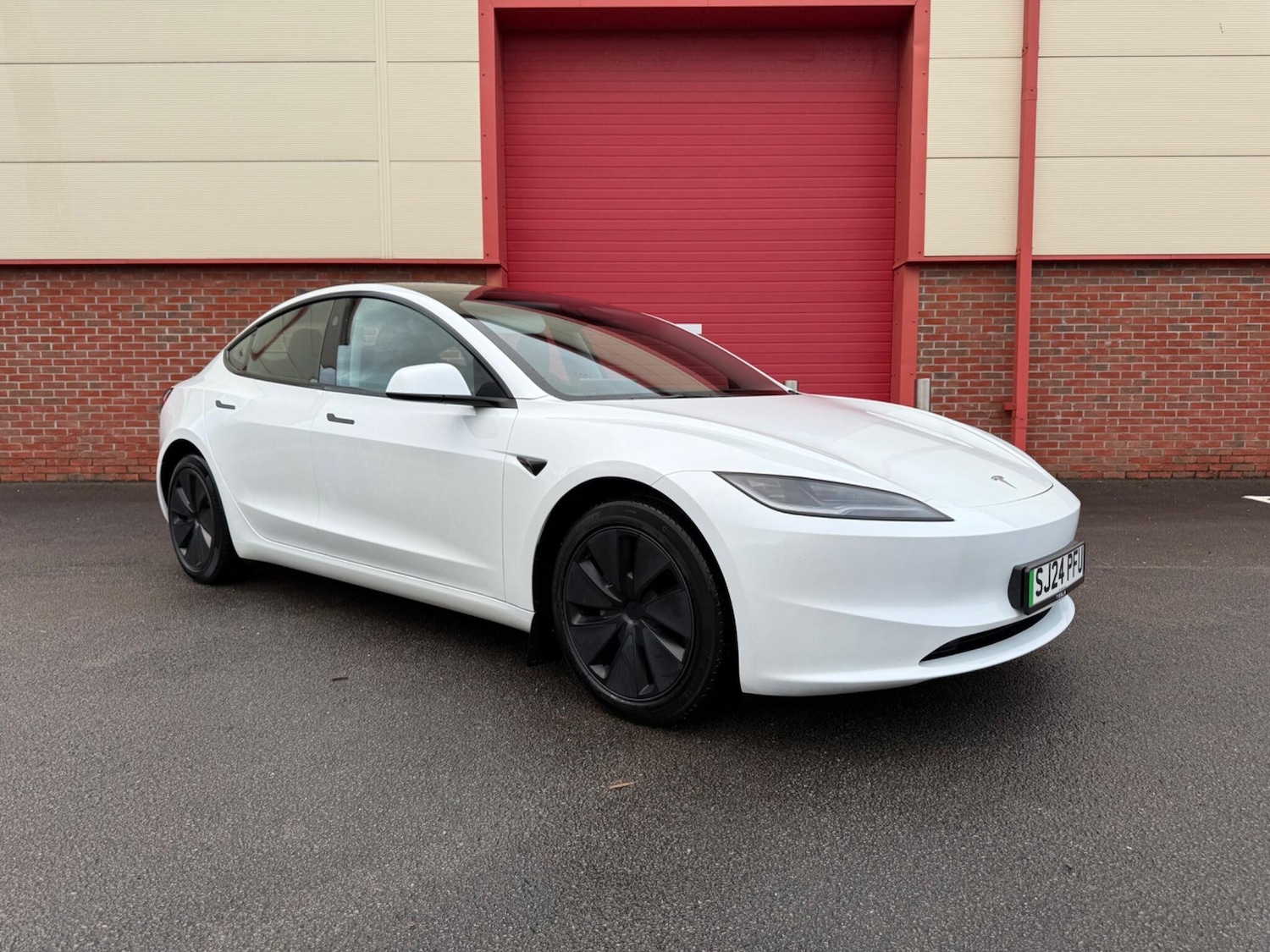 Used Tesla Model 3 2024 for sale - 76727285: Photo 1
