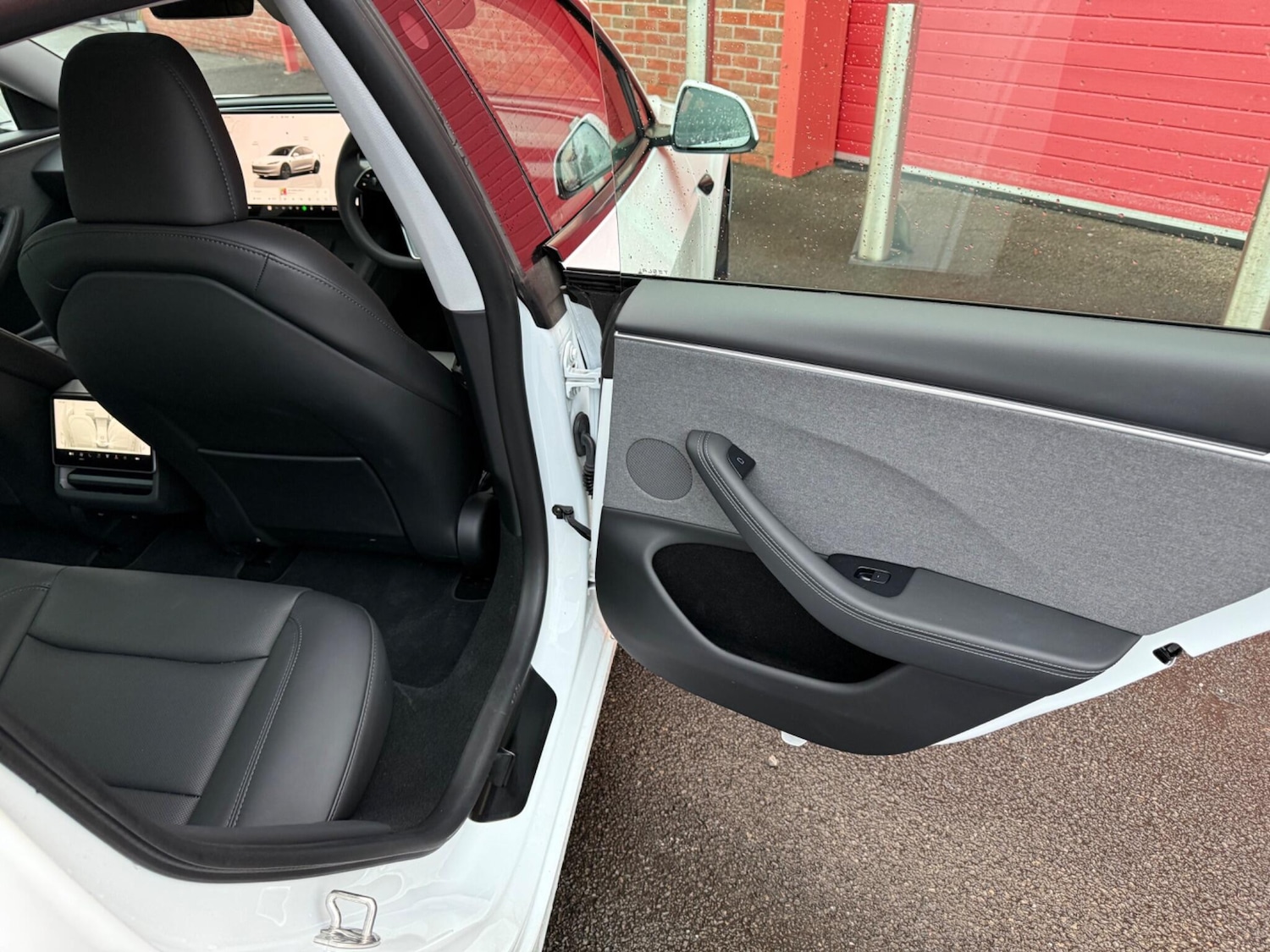 Used Tesla Model 3 2024 for sale - 76727285: Photo 18