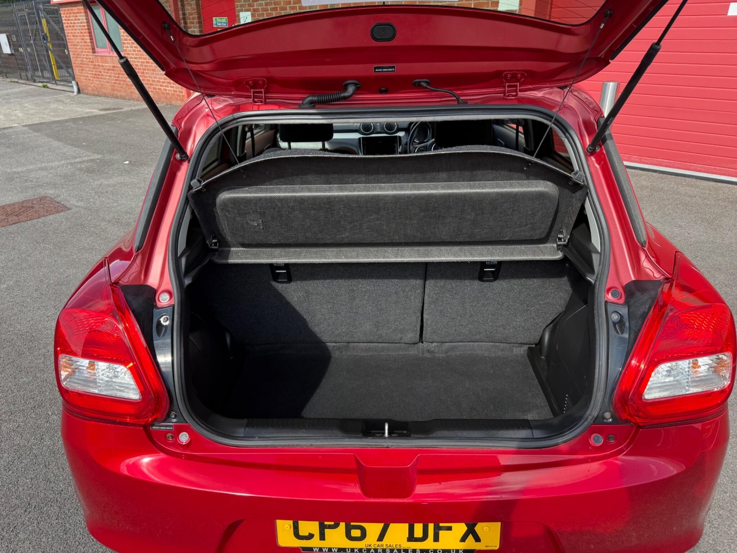 Used Suzuki Swift 2018 for sale - 76992041: Photo 10