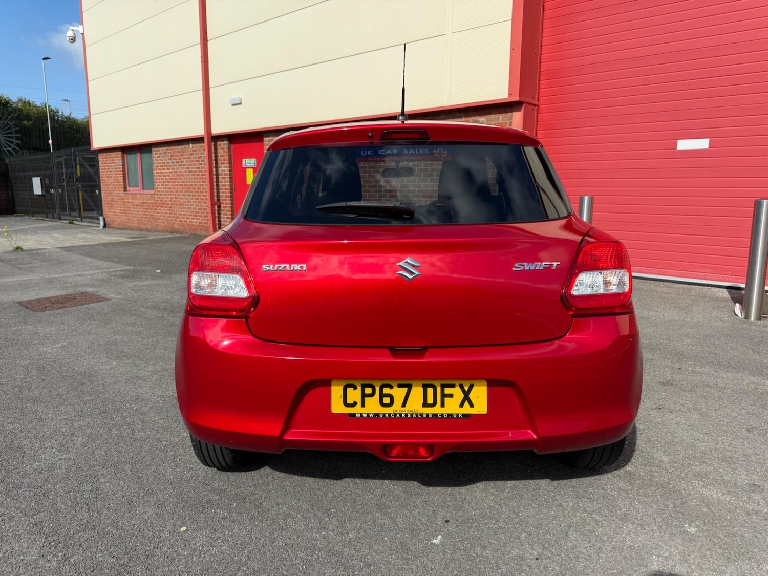 Used Suzuki Swift 2018 for sale - 76992041: Photo 6