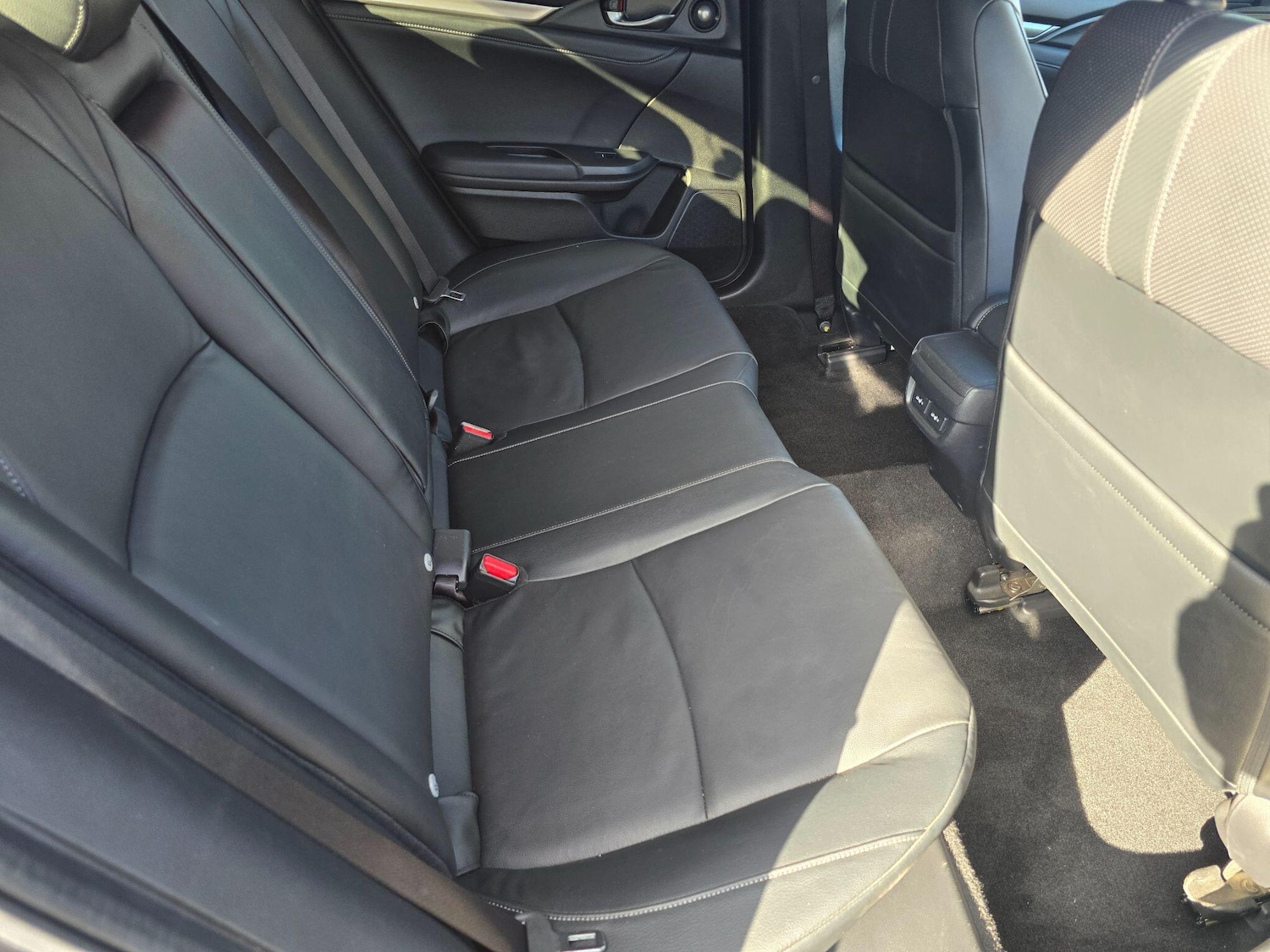 Used Honda Civic 2019 for sale - 77029325: Photo 8