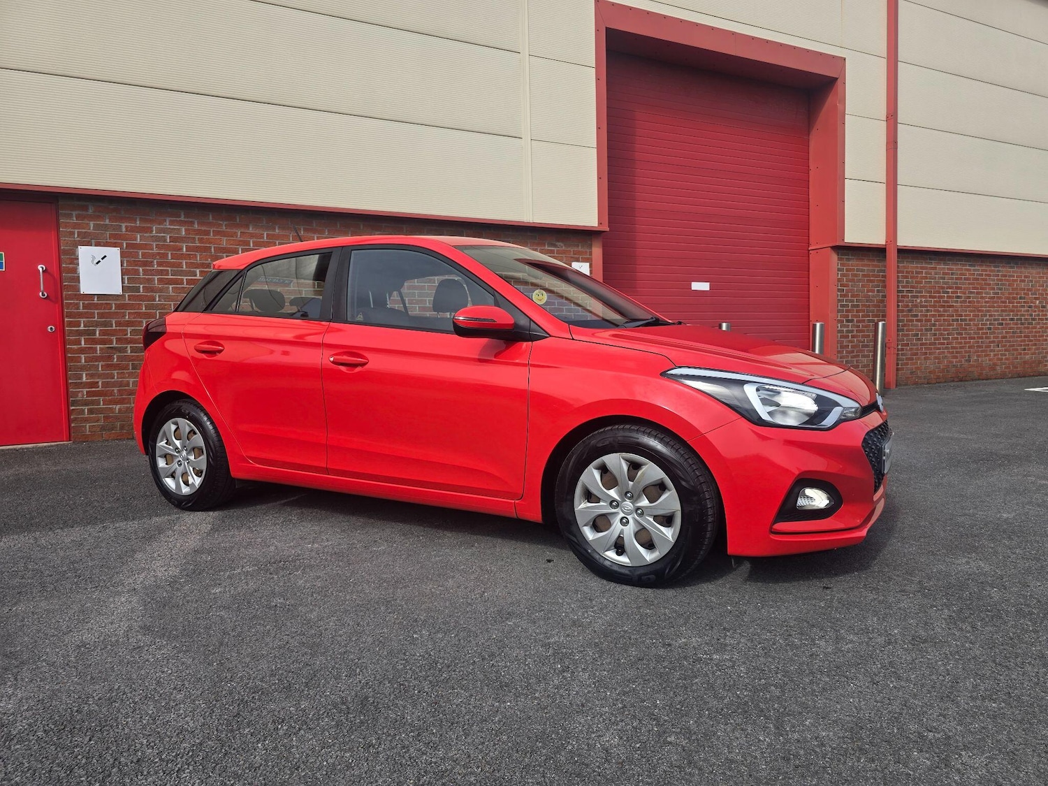 Used Hyundai i20 2018 for sale - 76032036: Photo 1