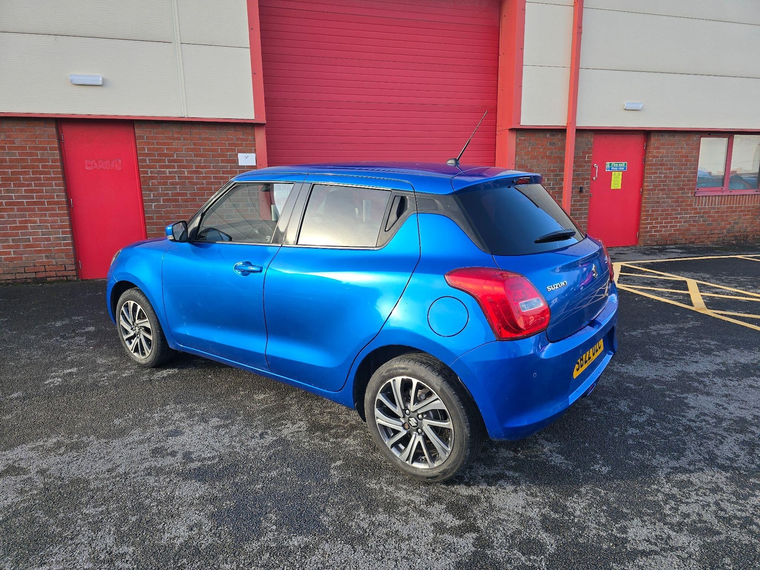 Used Suzuki Swift 2022 for sale - 77351994: Photo 6