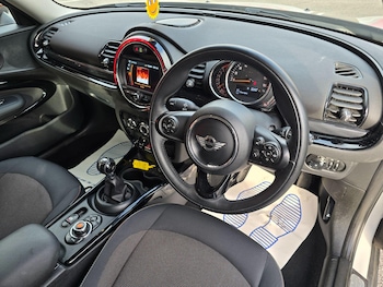 Used MINI Clubman 2018 for sale - 76996715: Photo