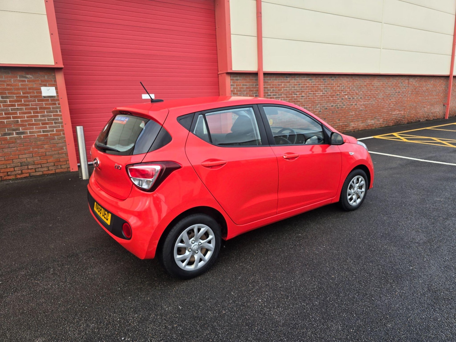 Used Hyundai i10 2018 for sale - 77109257: Photo 25