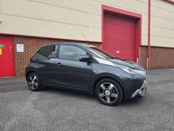 2016 (66) - 1.0 VVT-i x-clusiv 2 x-wave Euro 6 5dr