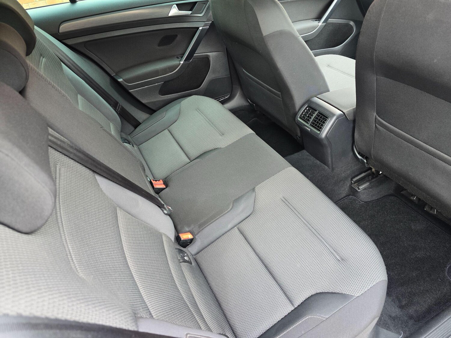 Used Volkswagen Golf 2018 for sale - 77468195: Photo 26