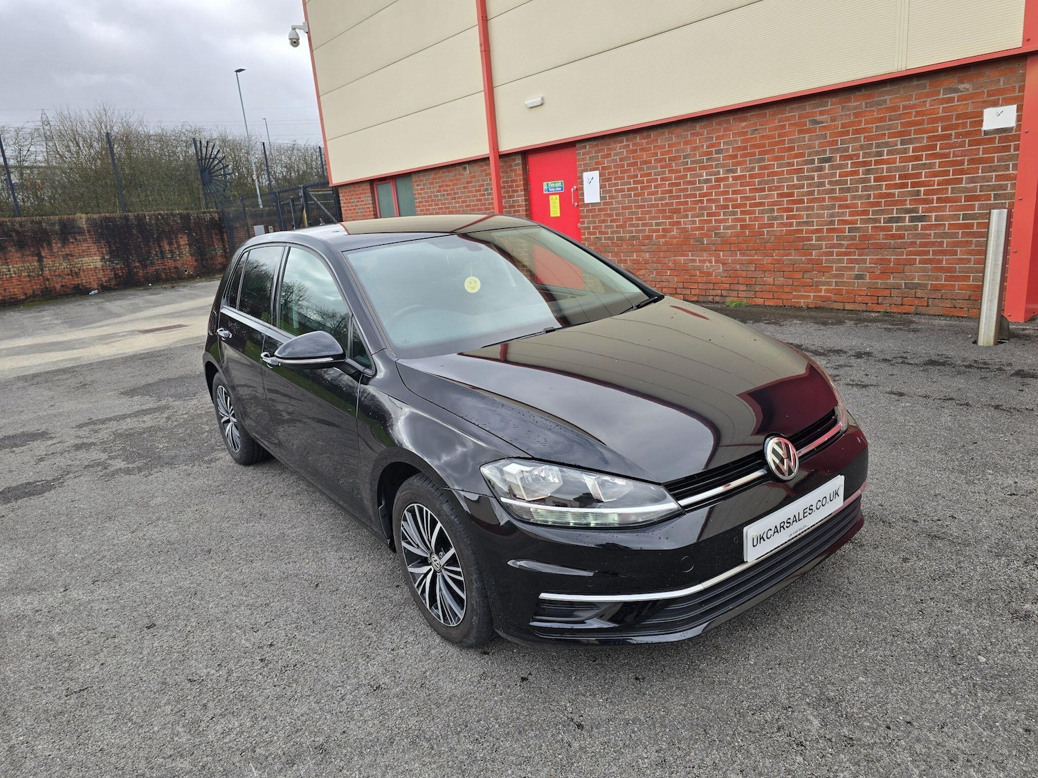 Used Volkswagen Golf 2018 for sale - 77468195: Photo 9
