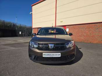 Used Dacia Sandero 2017 for sale - 74174102: Photo