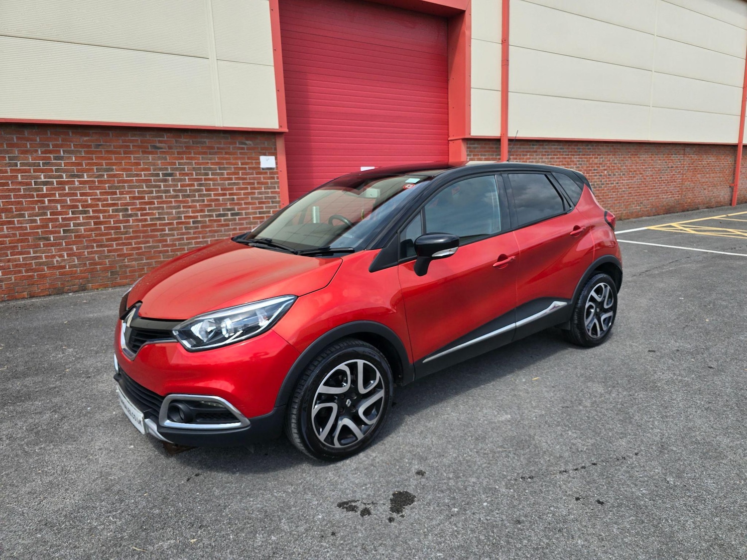 Used Renault Captur 2016 for sale - 76992001: Photo 5