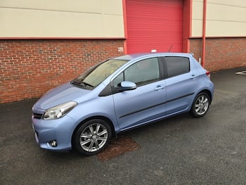 Used Toyota Yaris 2012 for sale - 79643600: Photo