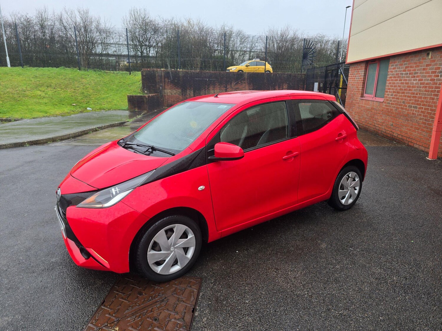 Used Toyota AYGO for sale - 77510129: Photo 12