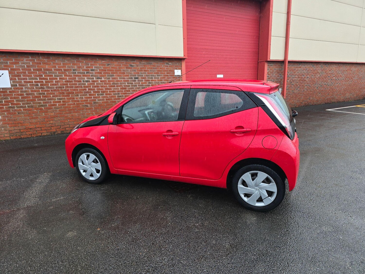 Used Toyota AYGO for sale - 77510129: Photo 16