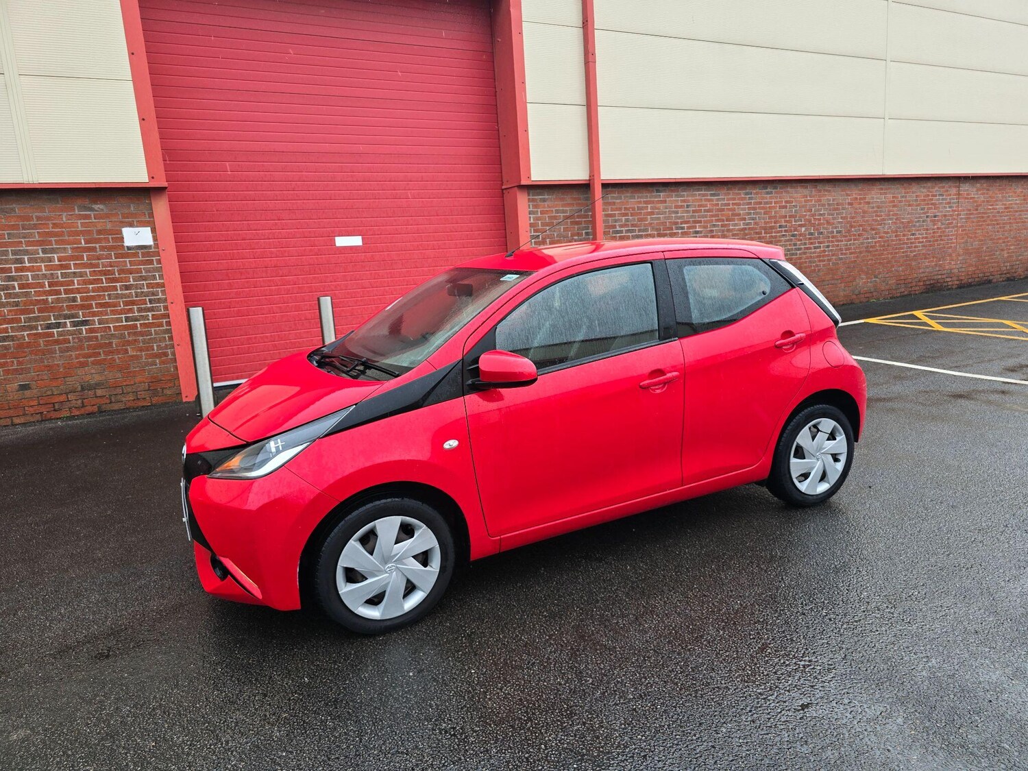 Used Toyota AYGO for sale - 77510129: Photo 6