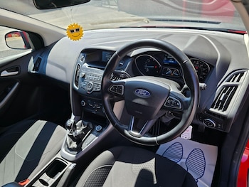 Used Ford Focus 2014 for sale - 75128010: Photo