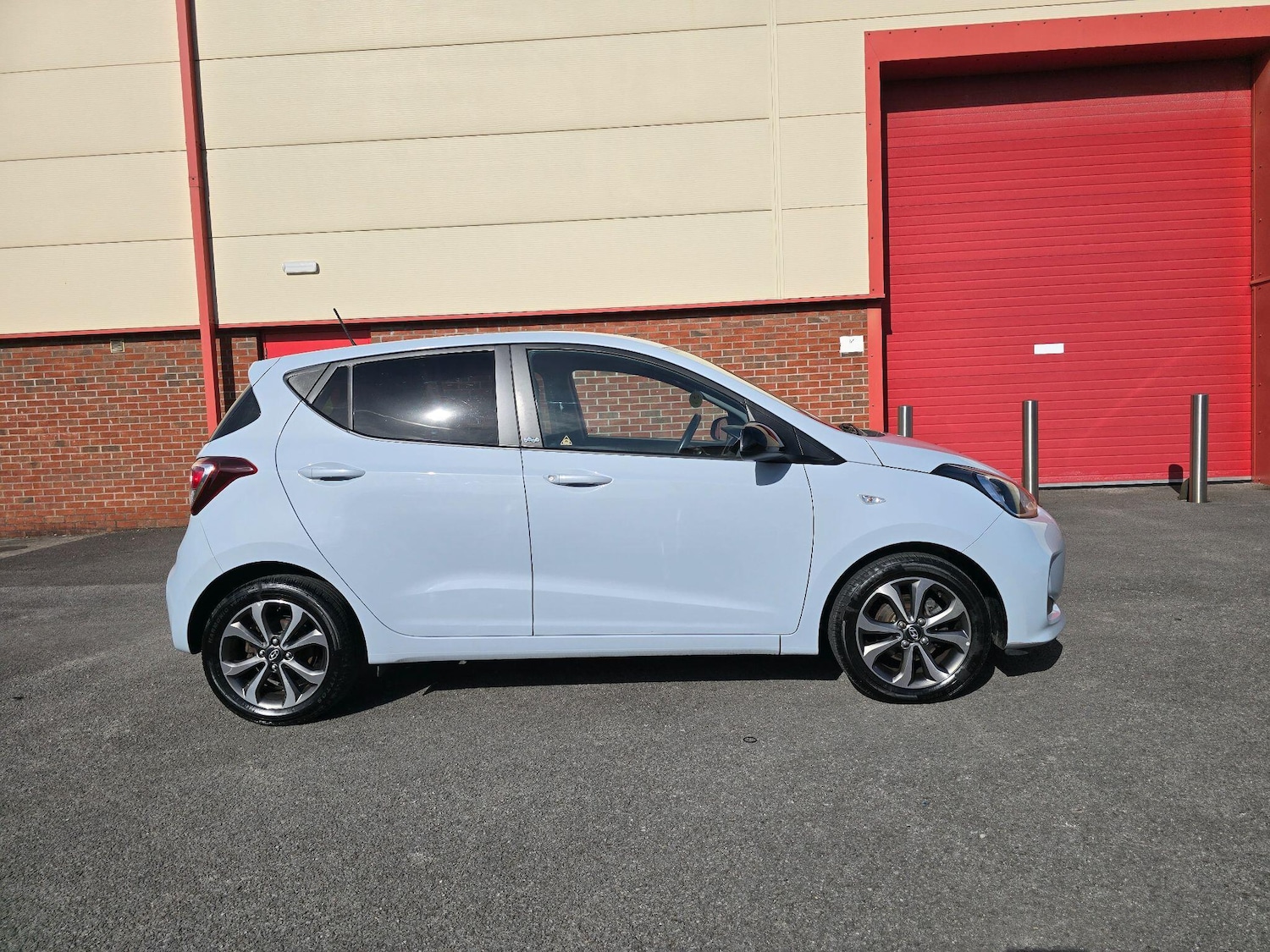 Used Hyundai i10 2019 for sale - 76032179: Photo 15