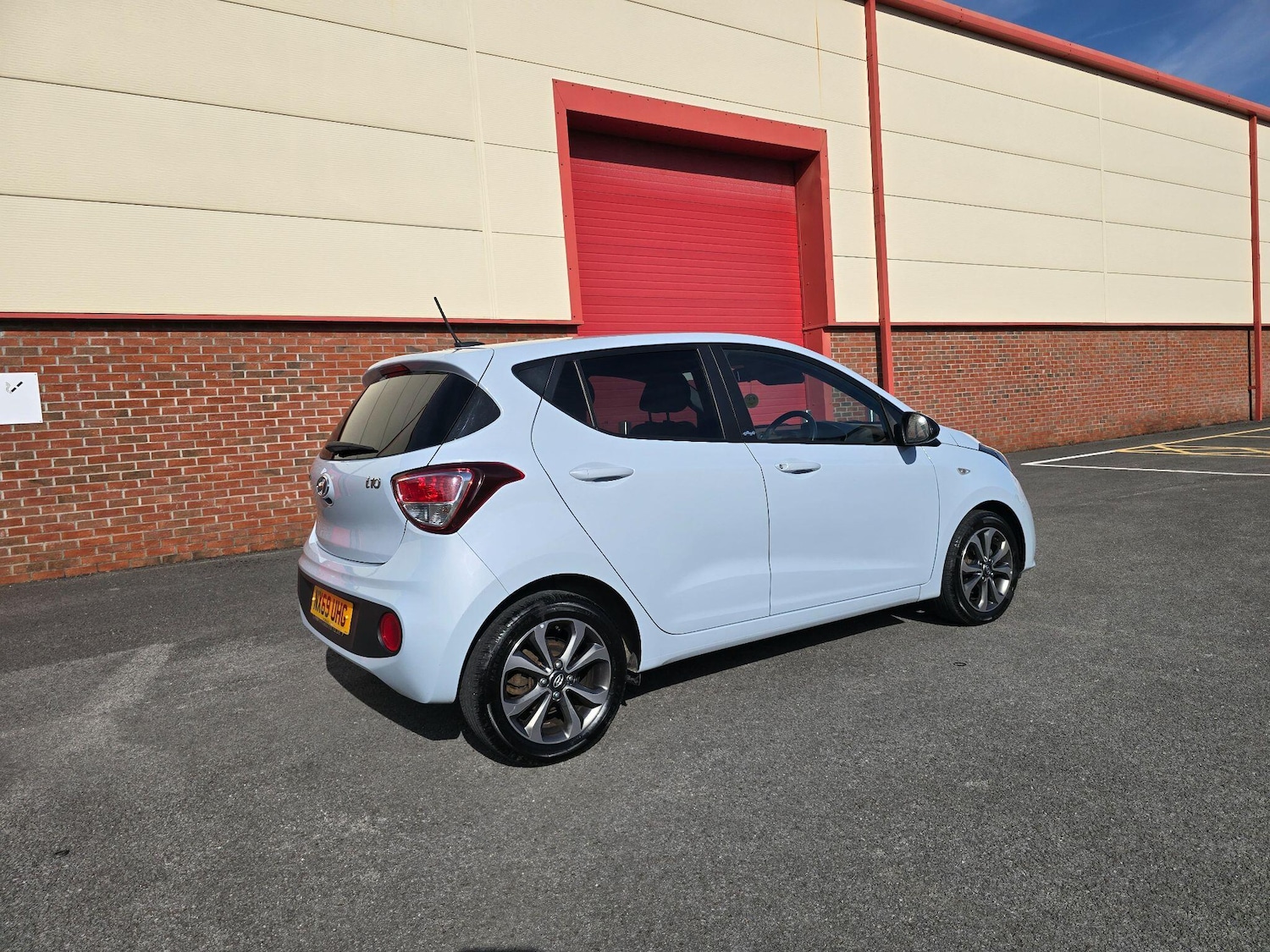 Used Hyundai i10 2019 for sale - 76032179: Photo 17