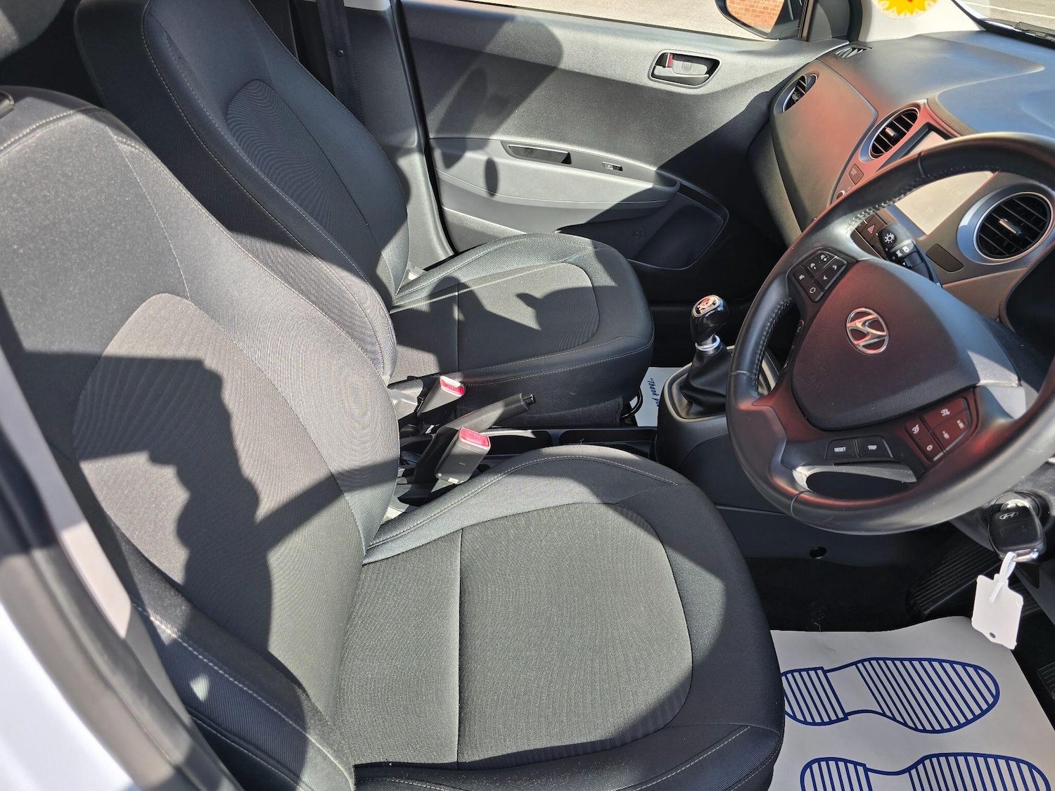 Used Hyundai i10 2019 for sale - 76032179: Photo 20