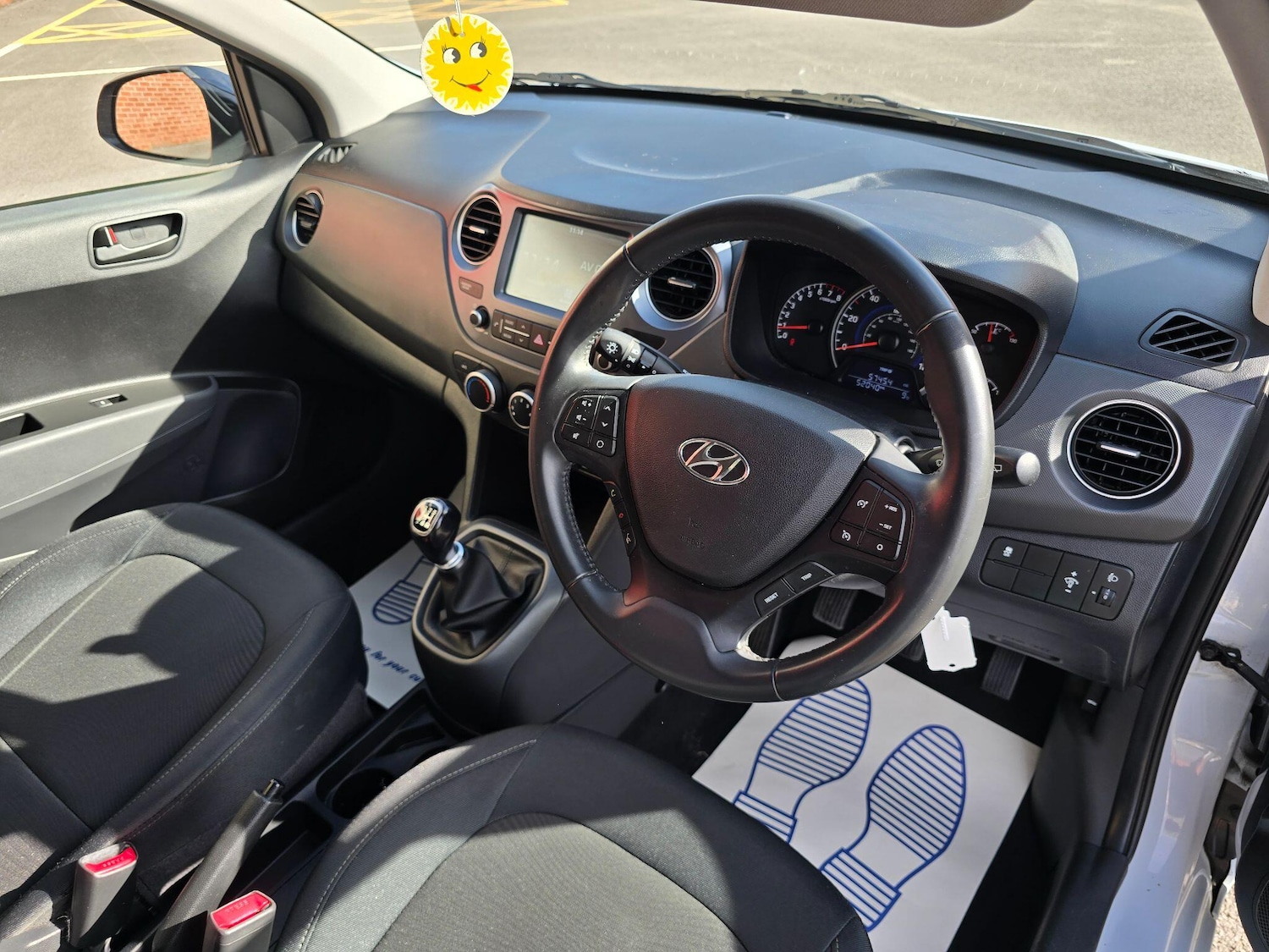 Used Hyundai i10 2019 for sale - 76032179: Photo 3