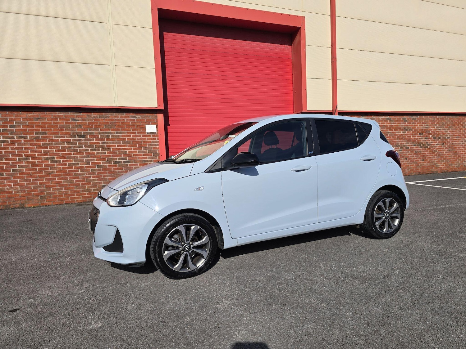 Used Hyundai i10 2019 for sale - 76032179: Photo 5
