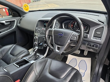 Used Volvo XC60 2017 for sale - 75623008: Photo
