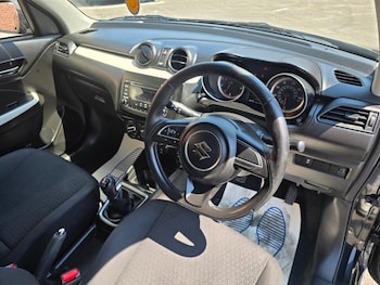 Used Suzuki Swift 2019 for sale - 79345515: Photo