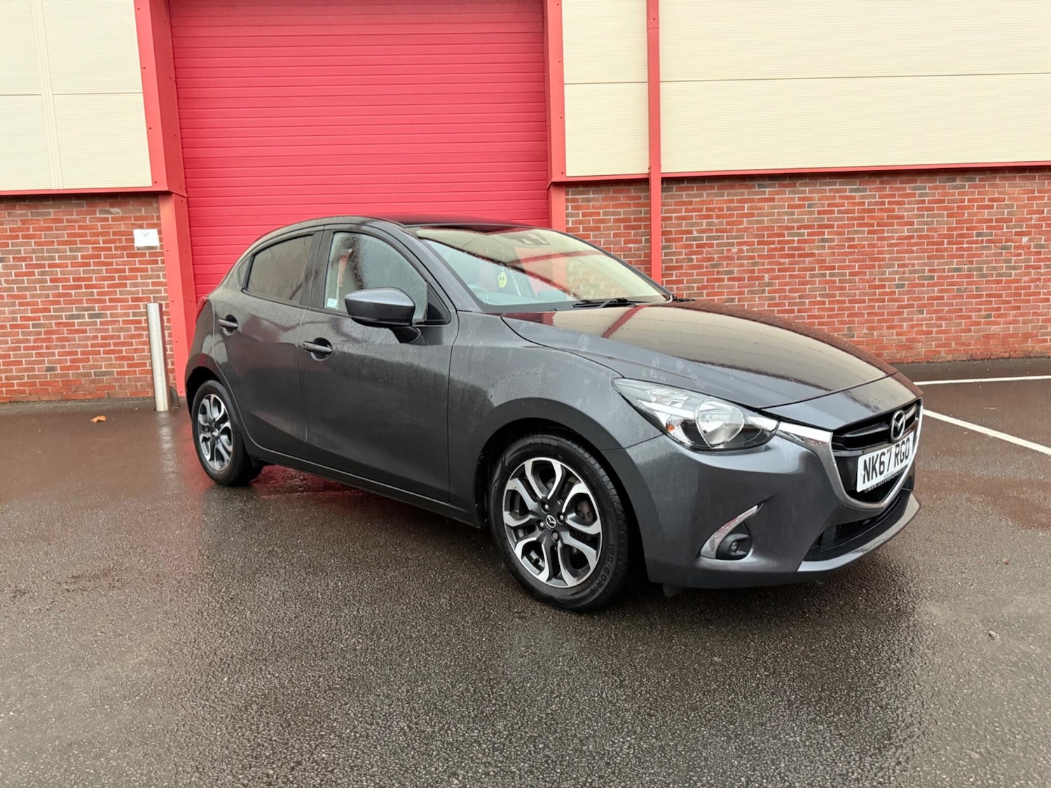 Used Mazda Mazda2 2017 for sale - 76326382: Photo 1