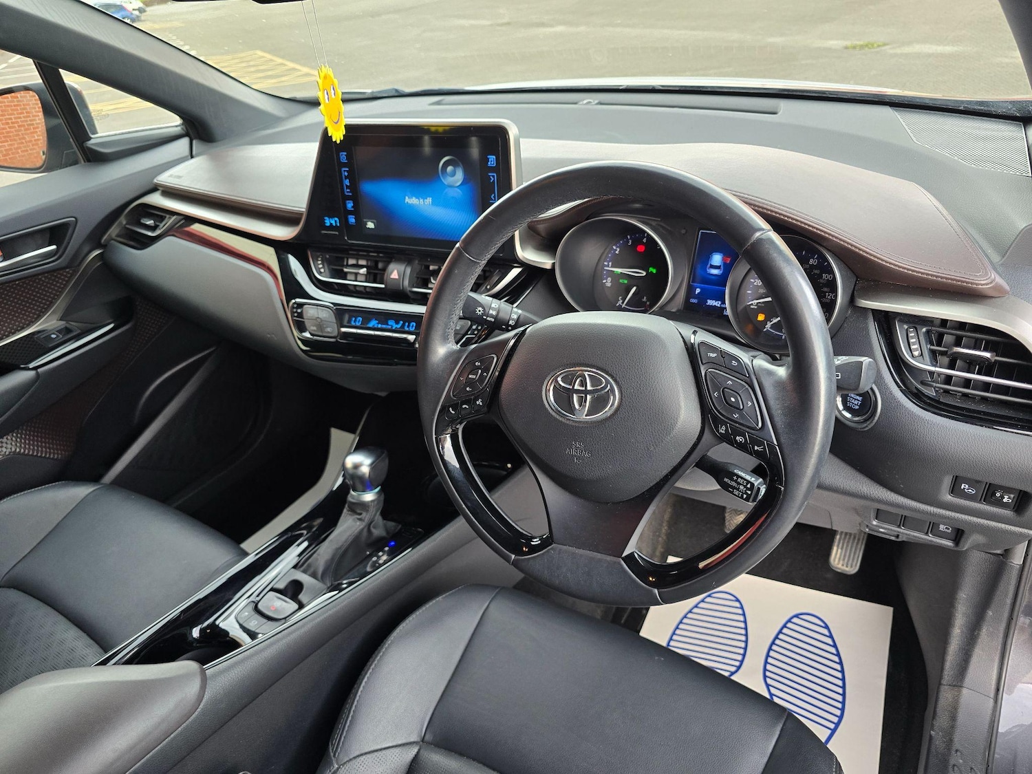 Used Toyota C-HR 2019 for sale - 76990579: Photo 9