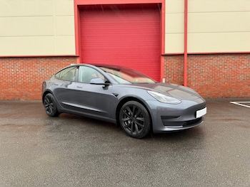 Used Tesla Model 3 2021 for sale - 76167480: Photo