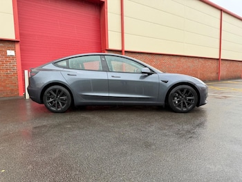 Used Tesla Model 3 2021 for sale - 76167480: Photo